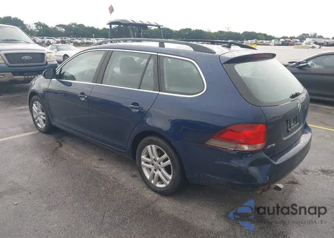 2014 Volkswagen Jetta Sportwagen 2.0L Tdi from USA, damaged, VIN 3VWPL7AJ0EM627790